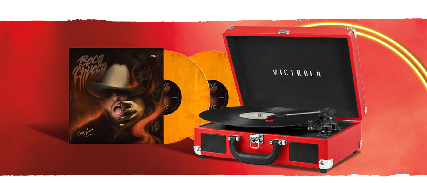 Carin León album and Victoria record player
